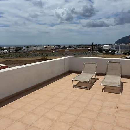Roxys Sea View Santorini Monolithos